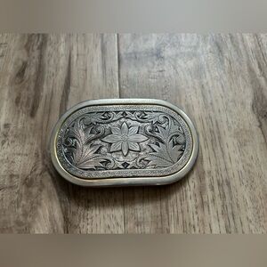 Western Silver and Gold tone Floral metal Belt Buckle cowgirl farm country horse